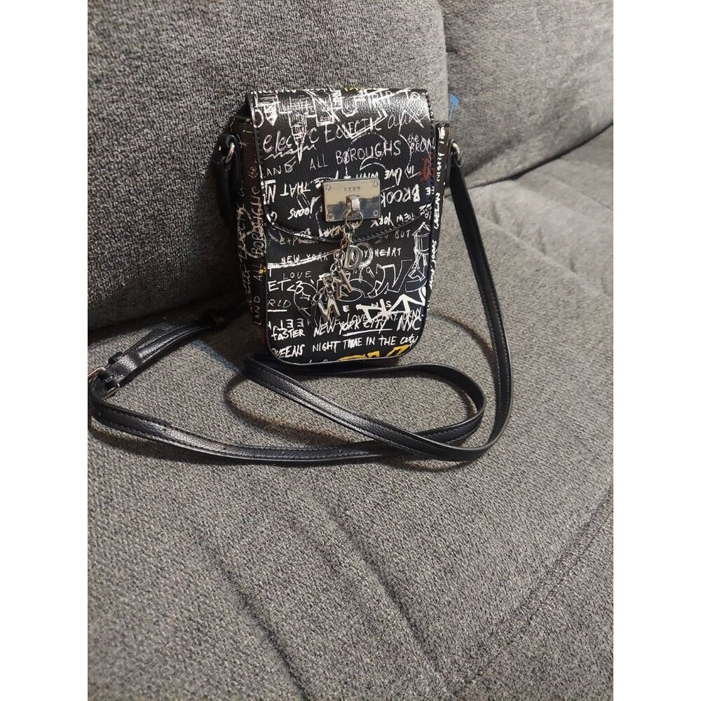 DKNY‎ Flap Phone Crossbody Y2K Black Purse Trendy